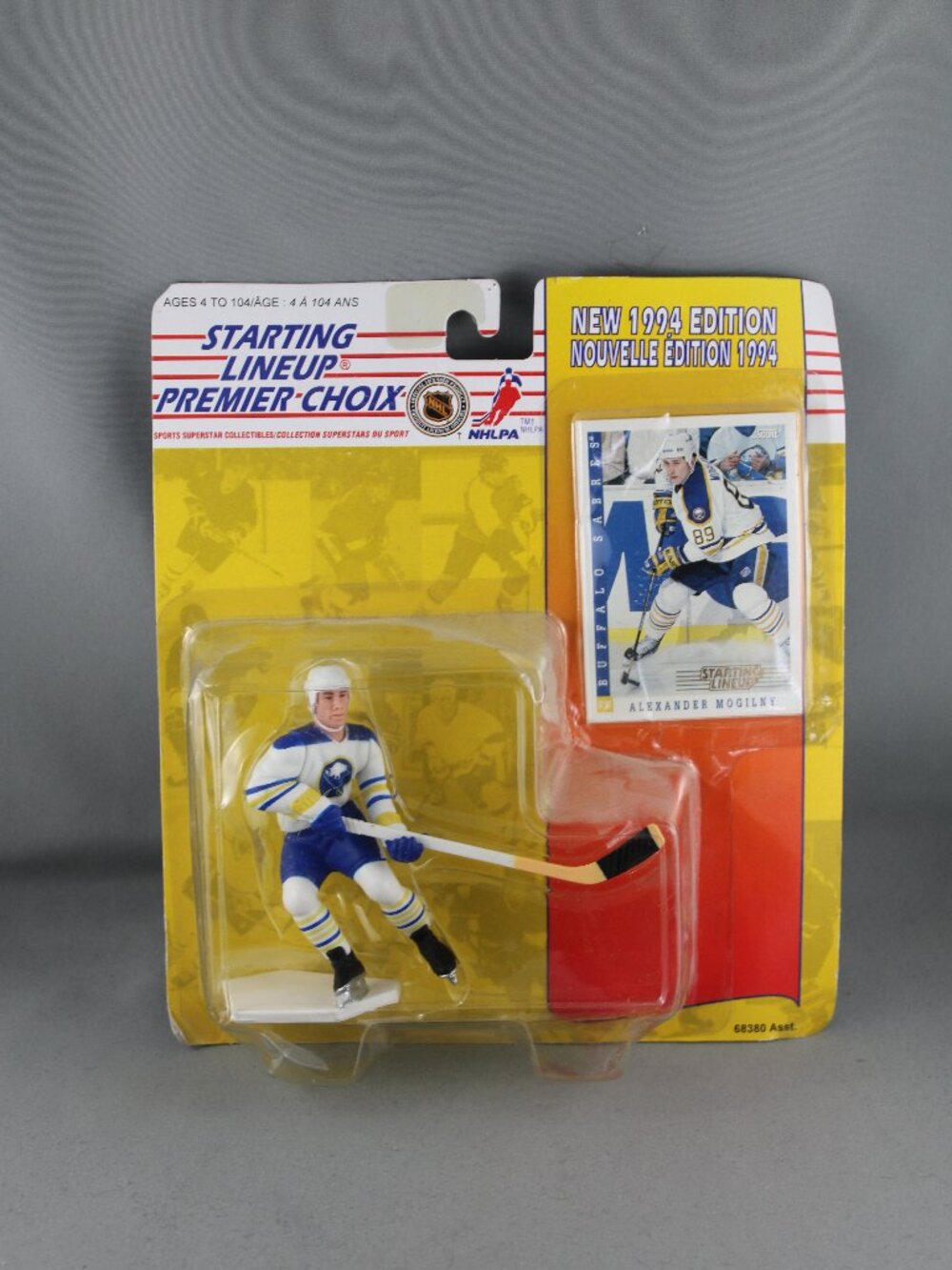 Starting Line Up Action Figure - Alexander Mogilny Buffalo Sabers - 1994 -Kenner